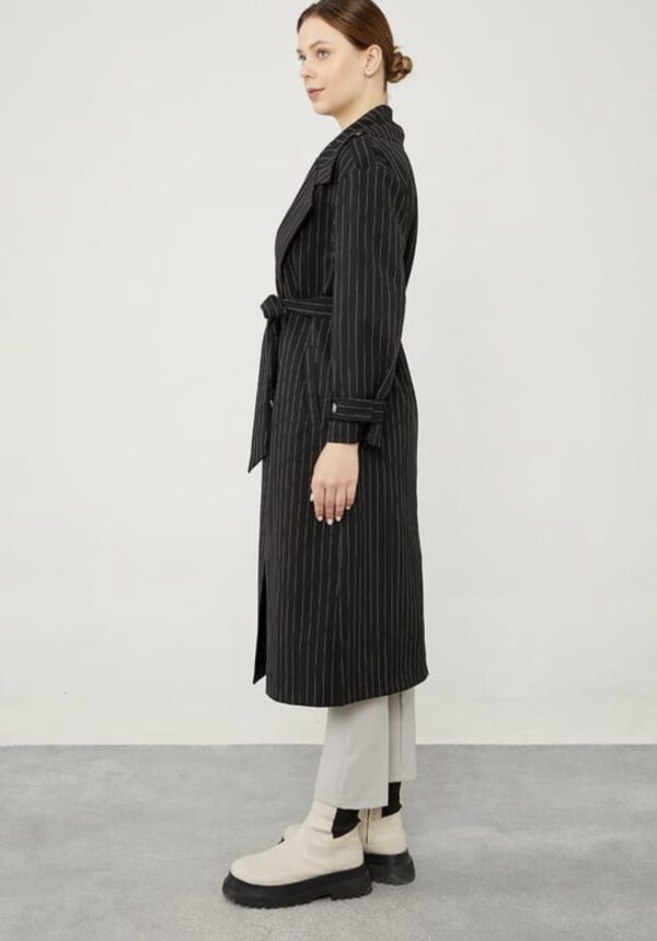 LEVIDORgestreifter Trenchcoat – Bild 9